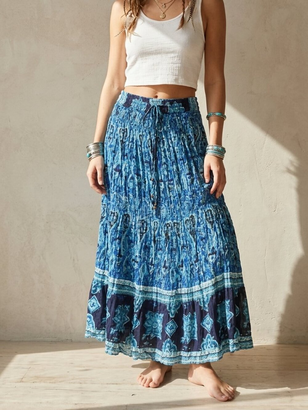 Vintage Classic 90s Boho Broomstick Crinkle Maxi Skirt M, Blue Black Lightweight